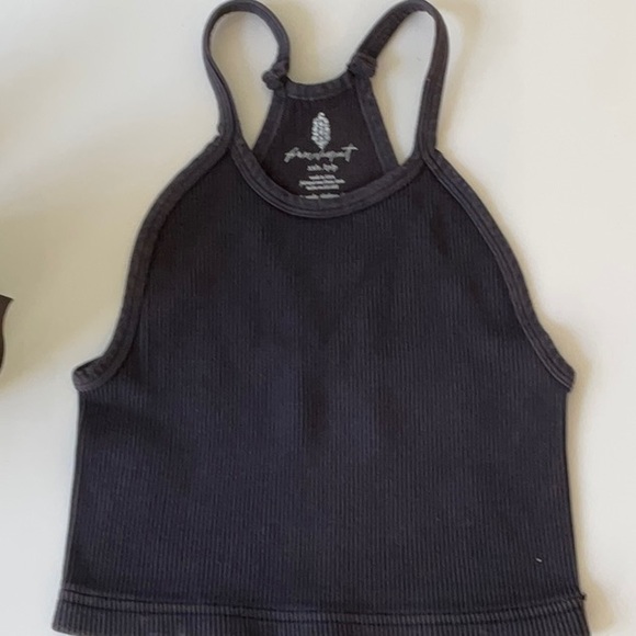NWOT FREE PEOPLE HAPPINESS RUNS CROP - Picture 3 of 6